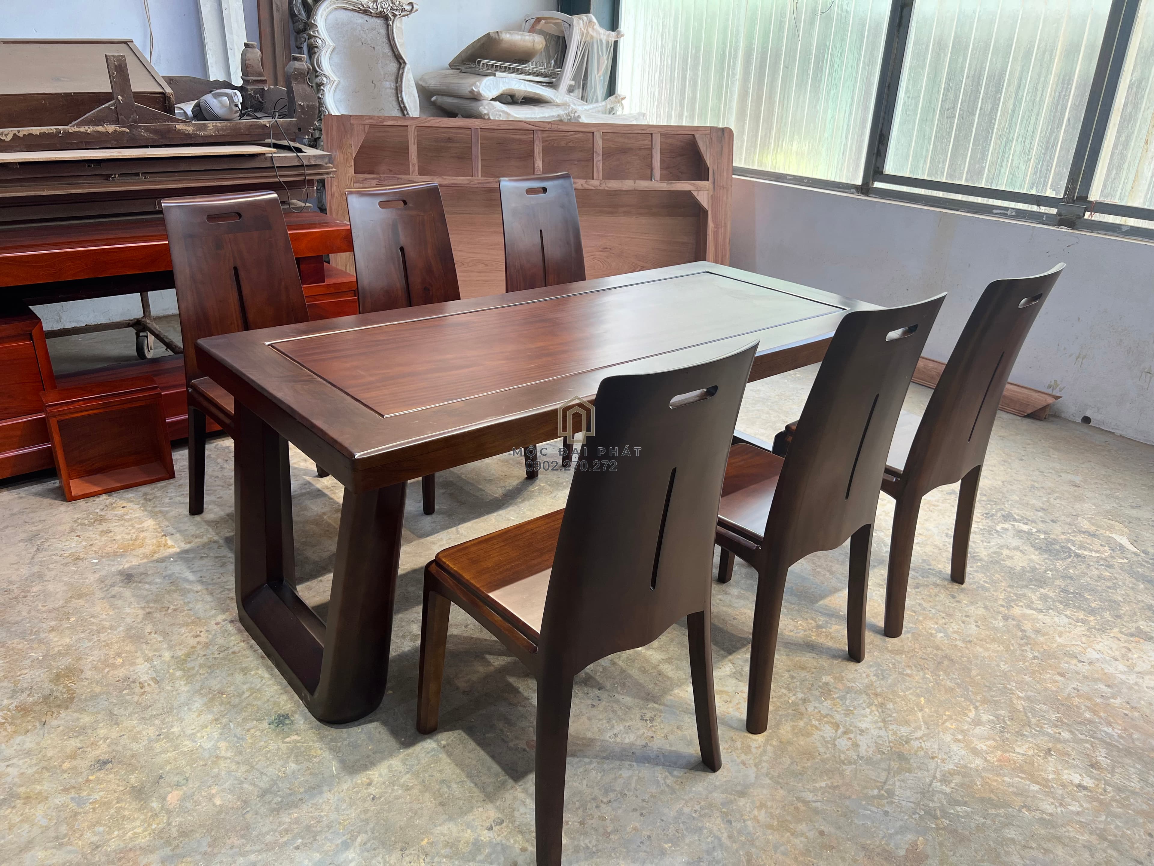 Bàn Ăn Hiện Đại 6 Ghế Gỗ Lim Màu Walnut (Mã: BA-06)